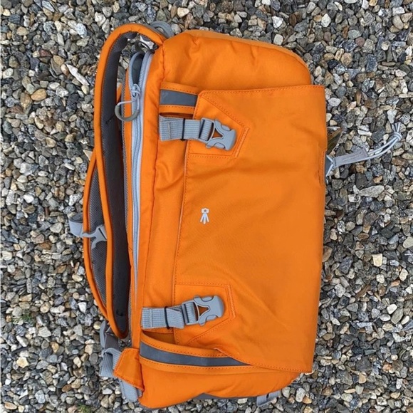 Lowepro Camera Bag - Picture 5 of 7